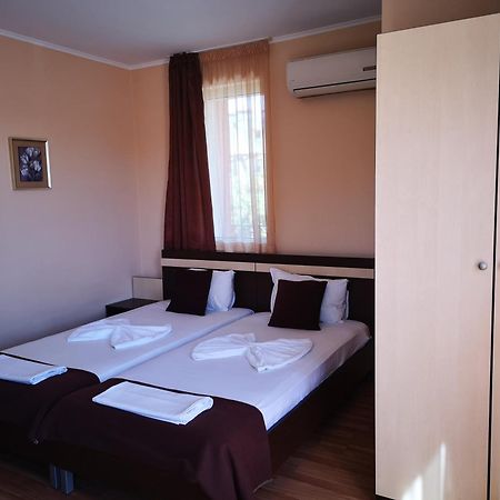 Respekt Guest House Sunny Beach Habitación foto