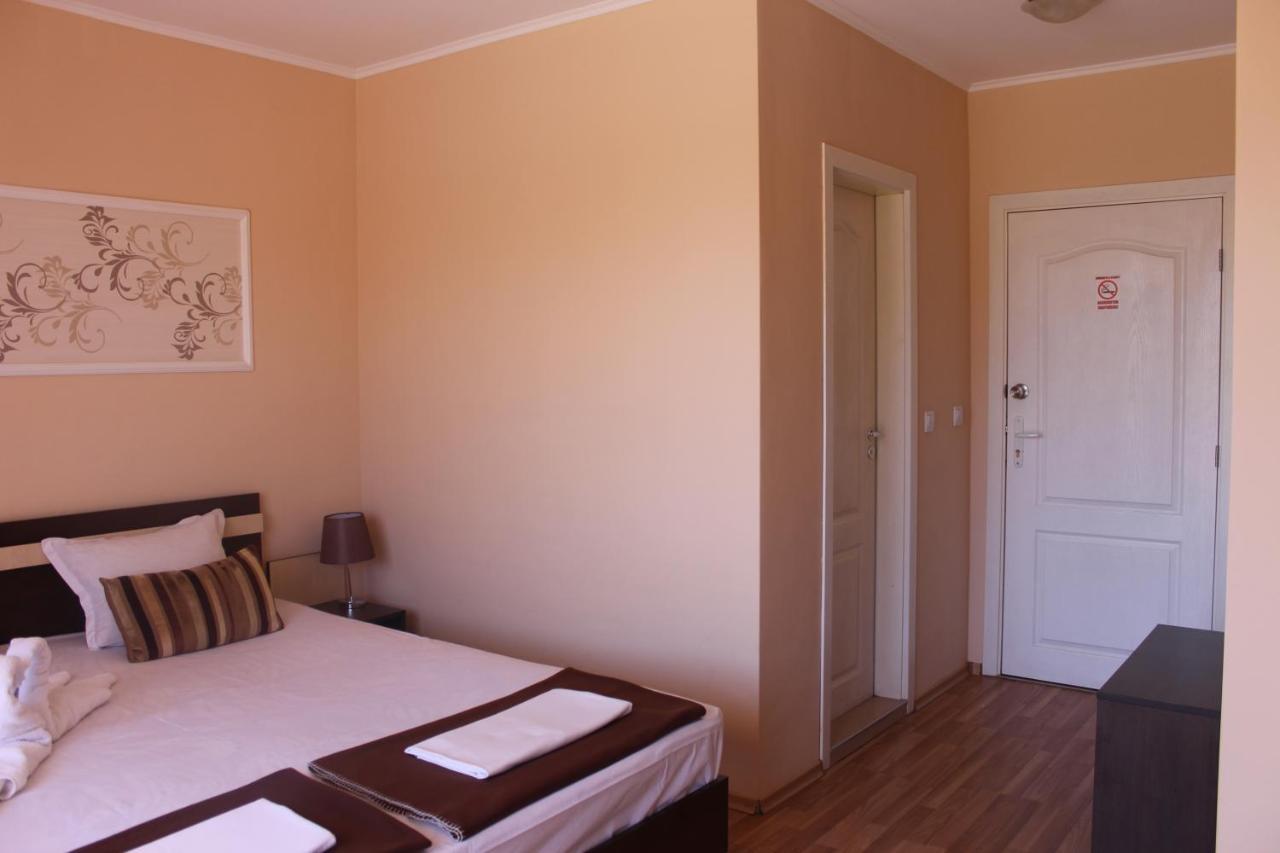 Respekt Guest House Sunny Beach Exterior foto
