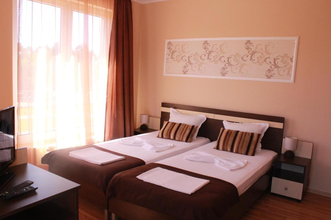 Respekt Guest House Sunny Beach Exterior foto